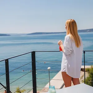 Hotel Stacija, Kastela
