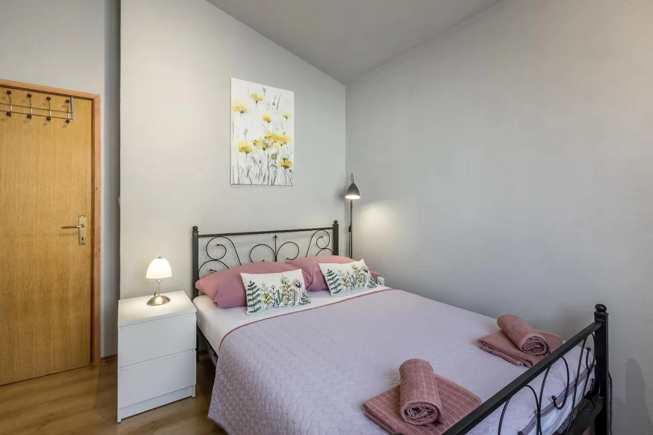 Apartment Lamaro Kastela