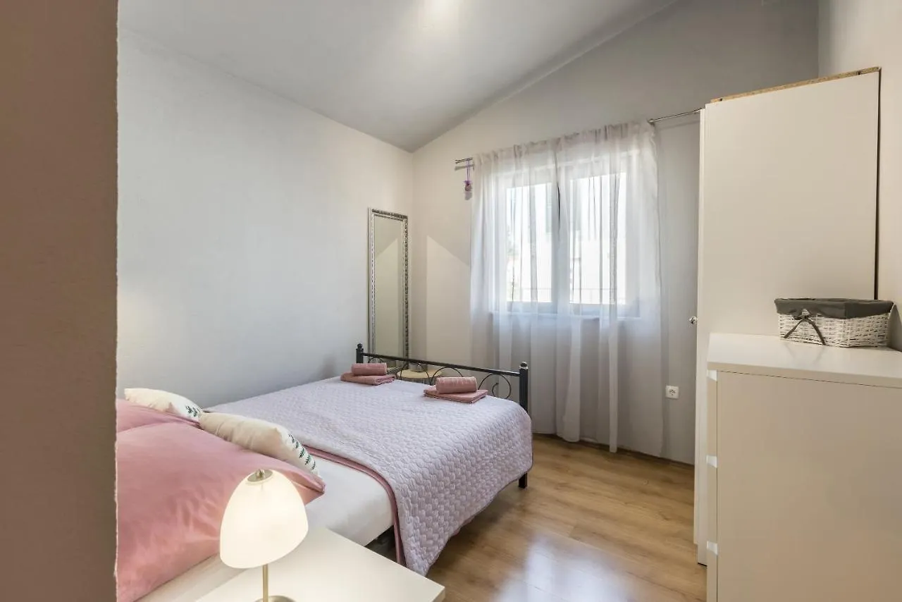 Apartment Lamaro Kastela