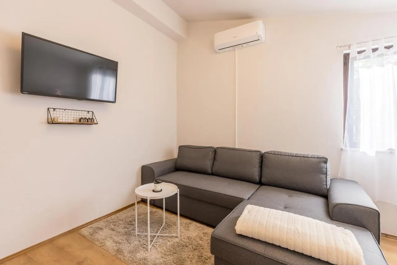 Apartment Lamaro Kastela